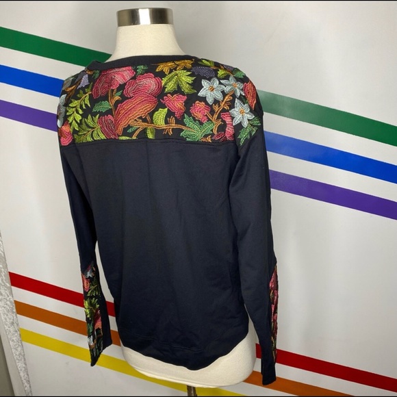 SOLD Anthropologie TINY Embroidered Sweatshirt Size Small - Picture 6 of 6